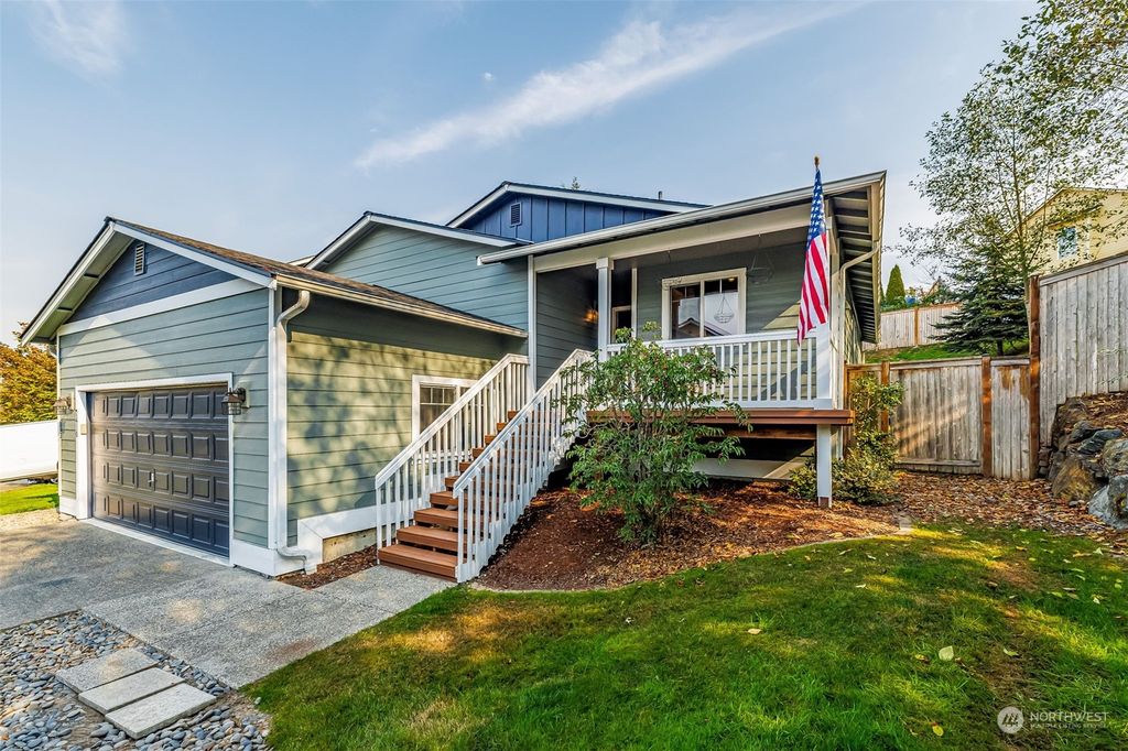 Photo of 7410 89th Place NE, Marysville, WA 98270 (MLS # 2005018)