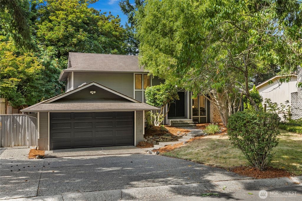 Photo of 32819 43rd Place SW, Federal Way, WA 98023 (MLS # 2422409)