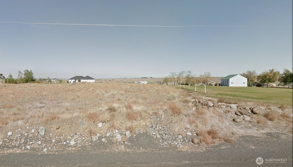 Photo of 5590 Panorama Drive NE, Moses Lake, WA 98837 (MLS # 2522994)