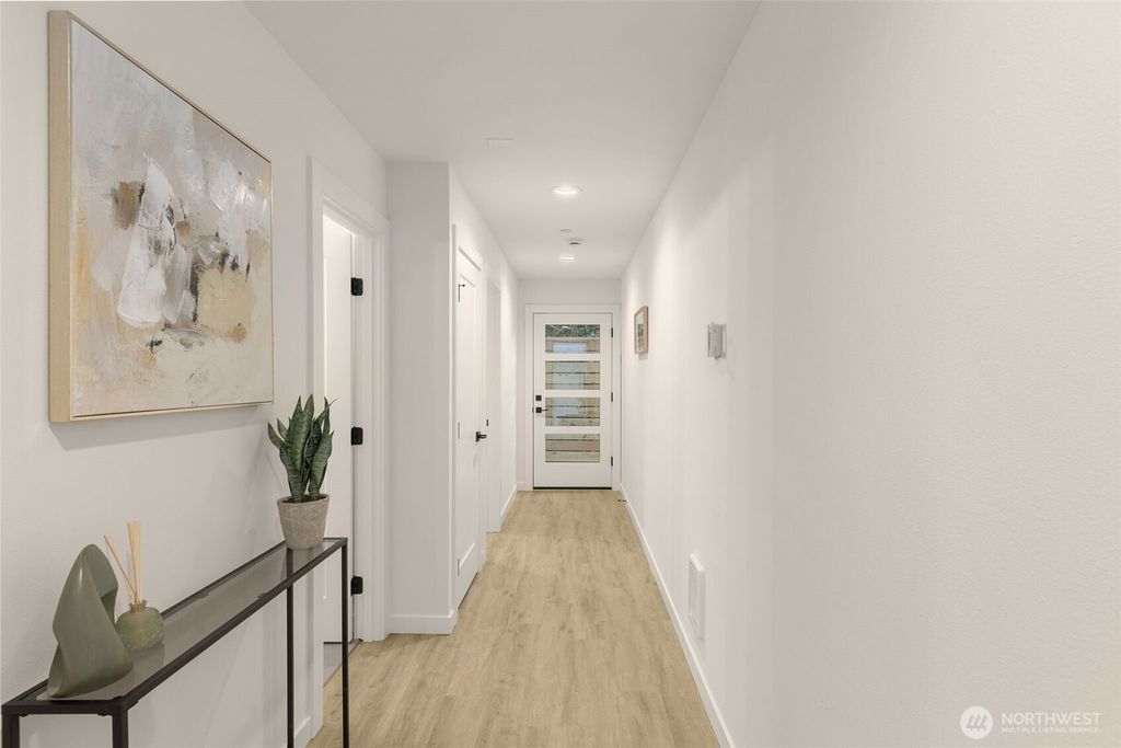 Photo of 4420 Midvale Avenue N, Seattle, WA 98103 (MLS # 2515977)