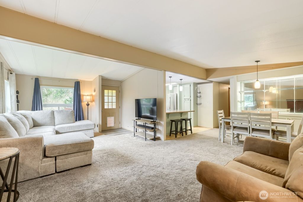 Photo of 9715 162nd Street SE, Snohomish, WA 98296 (MLS # 2498843)