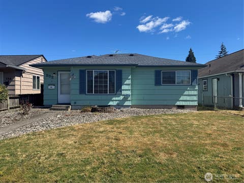 Photo of 352 28th Avenue, Longview, WA 98632 (MLS # 2567659)