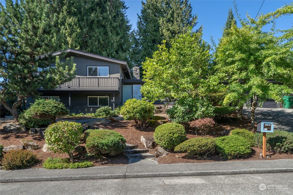 Photo of 10615 60th Avenue S, Seattle, WA 98178 (MLS # 2163423)