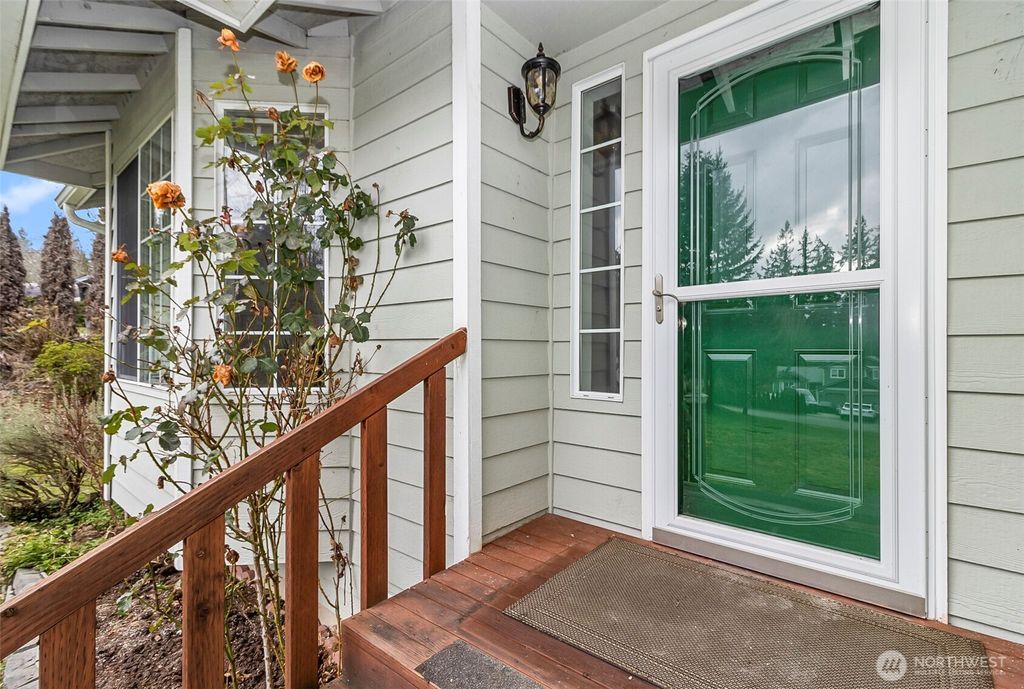 Photo of 11425 26th Place SE, Lake Stevens, WA 98258 (MLS # 2334442)