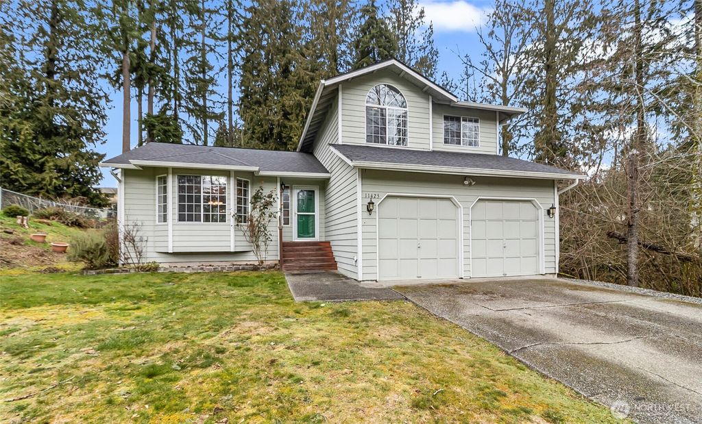 Photo of 11425 26th Place SE, Lake Stevens, WA 98258 (MLS # 2334442)