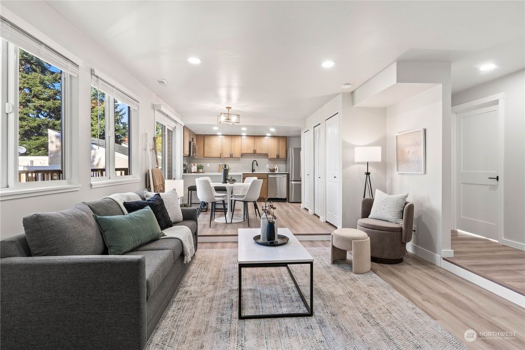 Photo of 12720 120th Street NE #I-7, Kirkland, WA 98034 (MLS # 2326432)