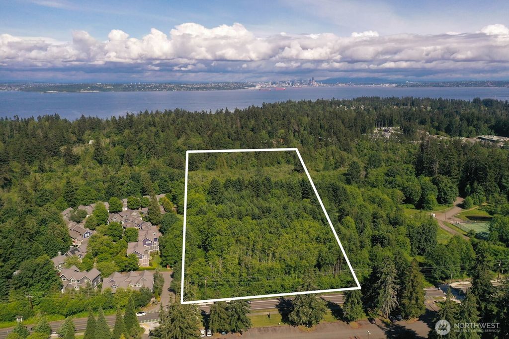 Photo of 0 Madison Avenue N, Bainbridge Island, WA 98110 (MLS # 2533179)
