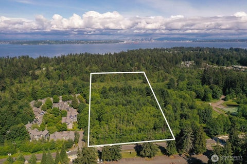 Photo of 0 Madison Avenue N, Bainbridge Island, WA 98110 (MLS # 2533179)