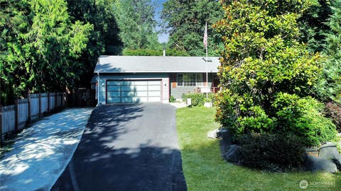 Photo of 2109 Mark Street NE, Olympia, WA 98516 (MLS # 2561383)