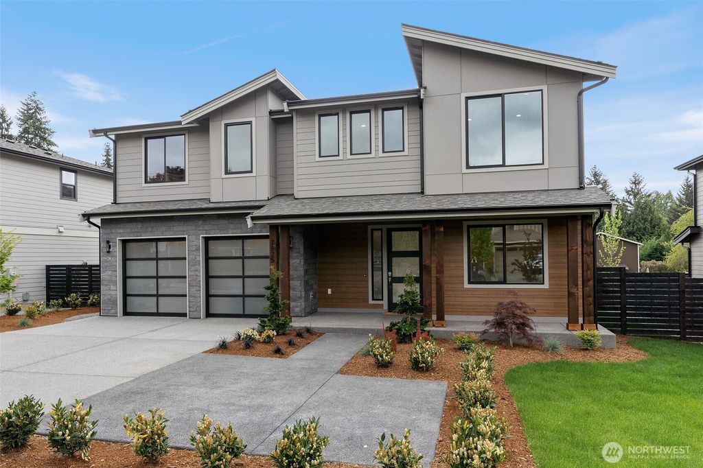 Photo of 7825 NE 143rd Street, Kirkland, WA 98034 (MLS # 2511931)