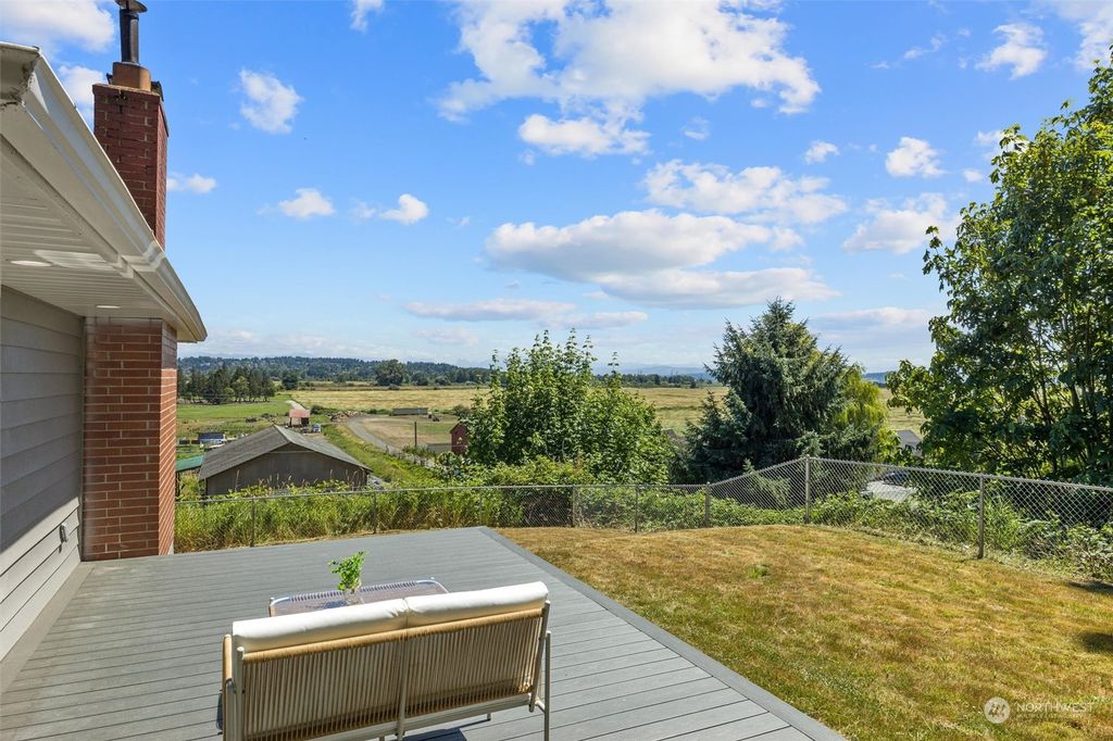 Photo of 6314 Larimer Road, Everett, WA 98208 (MLS # 2142244)