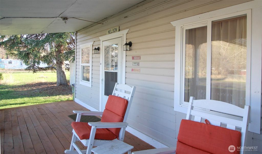 Photo of 502 Tucannon Street, Starbuck, WA 99359 (MLS # 2463394)