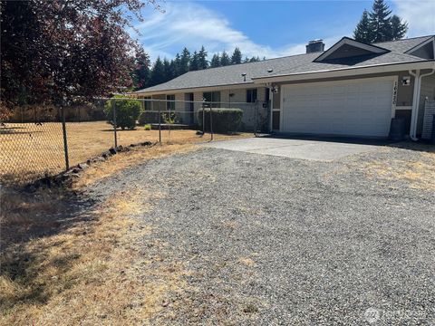 Photo of 16820 36th Avenue E, Tacoma, WA 98446 (MLS # 2373903)