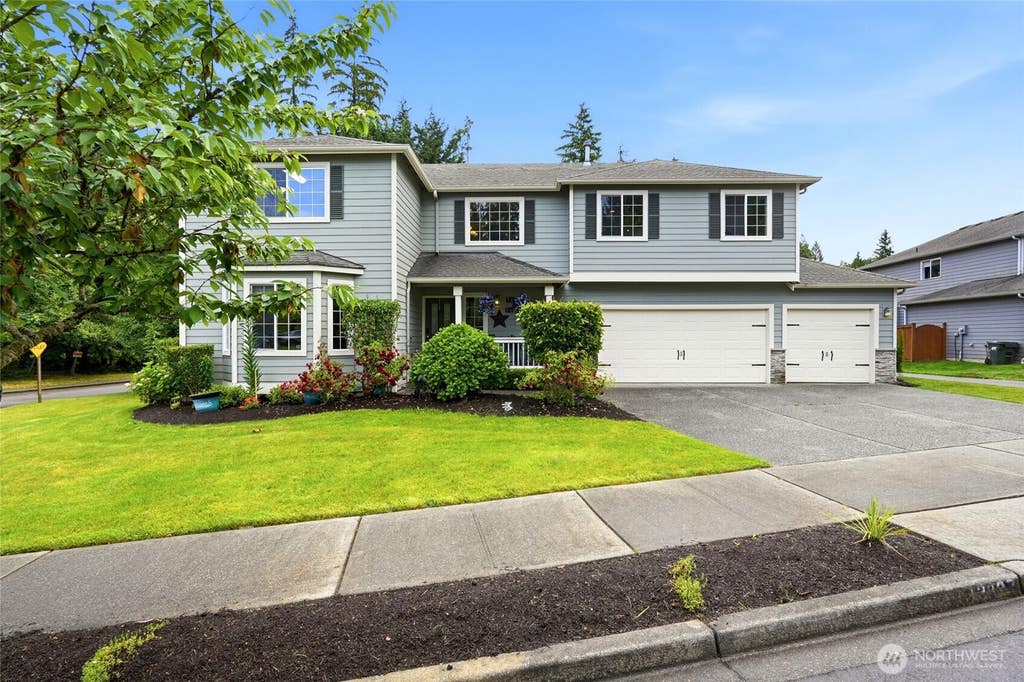Photo of 13827 Dogwood Court, Sultan, WA 98294 (MLS # 2534171)