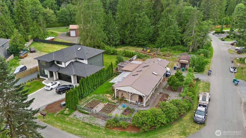Photo of 10024 228th Pl SE PL, Woodinville, WA 98077 (MLS # 2559905)