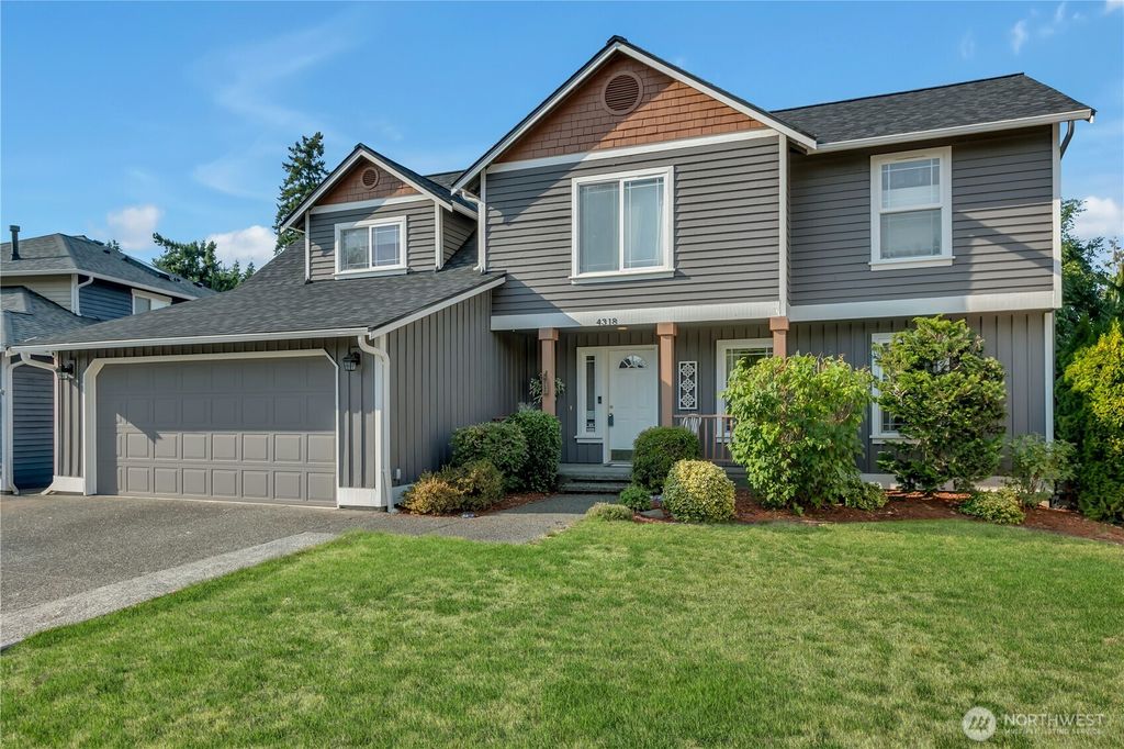 Photo of 4318 NE 9th Place, Renton, WA 98059 (MLS # 2405158)