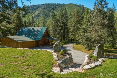Photo of 2250 First Creek Road, Chelan, WA 98816 (MLS # 2529161)