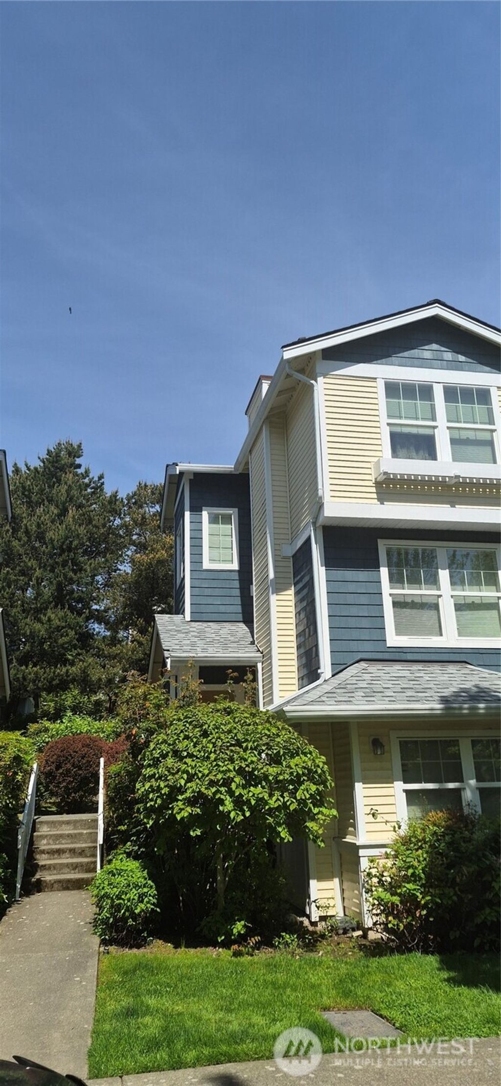 Photo of 6825 Holly Park Drive S, Seattle, WA 98118 (MLS # 2521368)