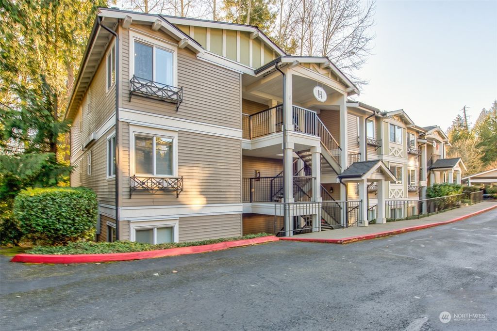 Photo of 11229 NE 128 Street #H202, Kirkland, WA 98034 (MLS # 2327865)
