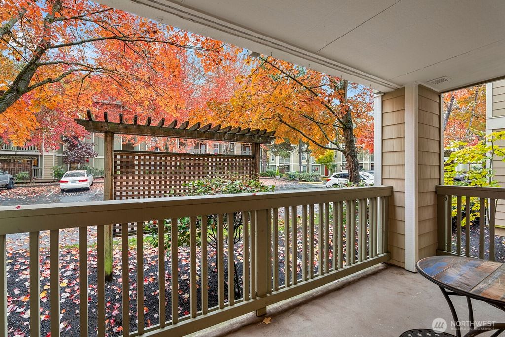 Photo of 7711 NE 175th Street #E111, Kenmore, WA 98028 (MLS # 2337965)