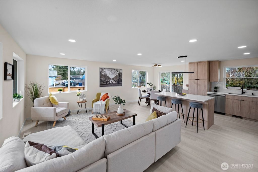Photo of 12264 S 21st AVE Ave, Seattle, WA 98168 (MLS # 2355208)