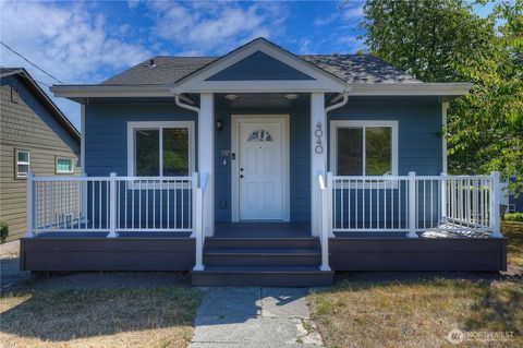 Photo of 4040 32nd Avenue SW, Seattle, WA 98126 (MLS # 2423653)