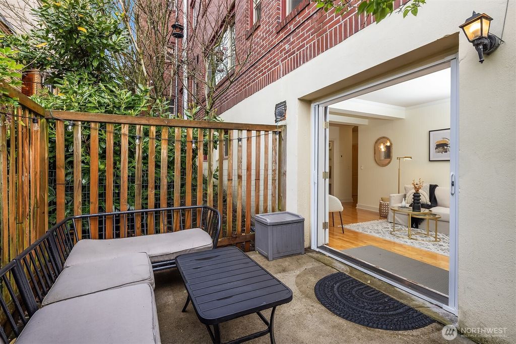 Photo of 2203 Yale Avenue E #1B, Seattle, WA 98102 (MLS # 2364812)