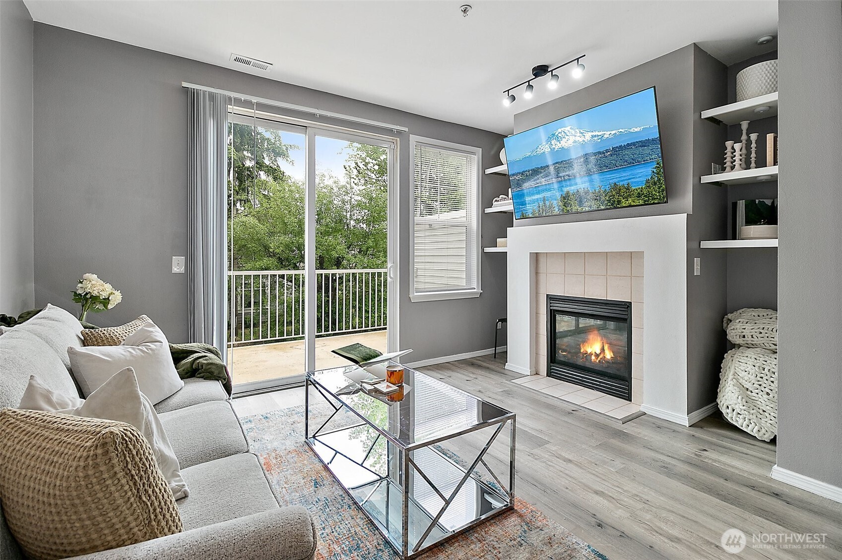 5916 S 232nd Court 3-2
