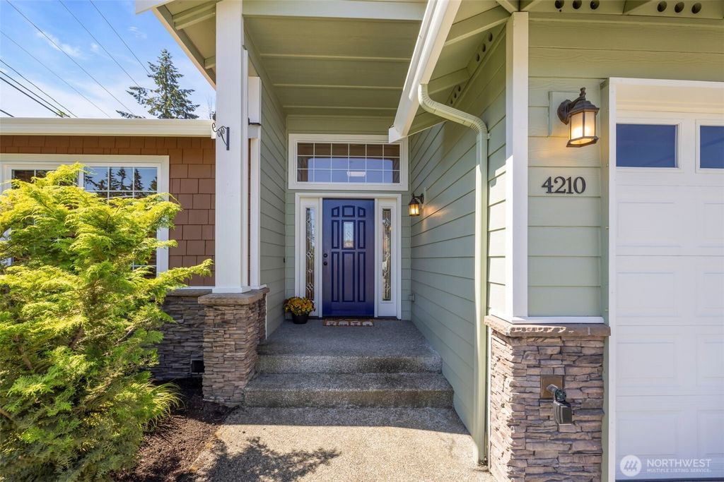 Photo of 4210 157th Place SE, Bothell, WA 98012 (MLS # 2427508)