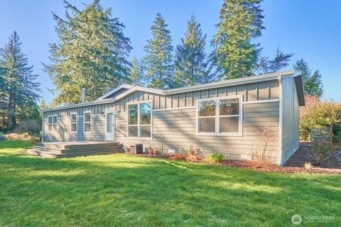 Photo of 4012 155th Street, Long Beach, WA 98631 (MLS # 2328354) Photo of 4012 155th Street, Long Beach, WA 98631 (MLS # 2328354)