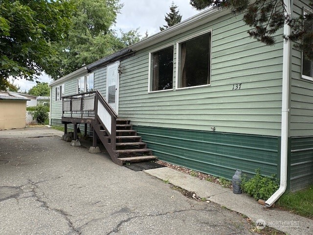 7301 NE 175th Street 137