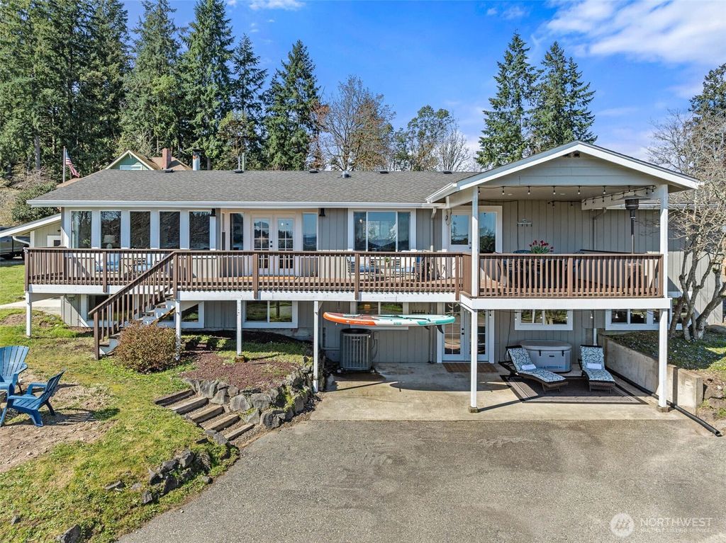 Photo of 2809 Moorelands Avenue NW, Gig Harbor, WA 98335 (MLS # 2499477)