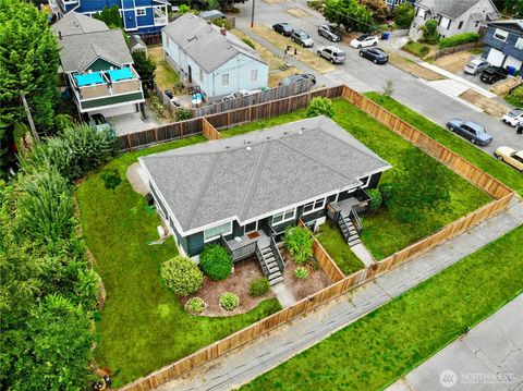 Photo of 3016 & 3014 E Denny Way, Seattle, WA 98122 (MLS # 2418059)