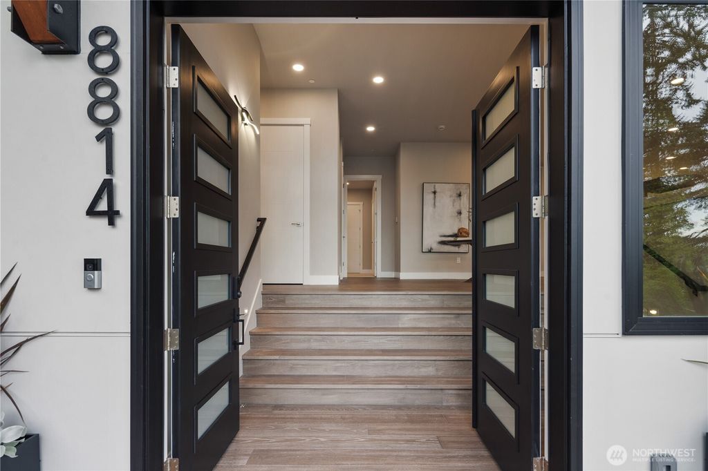 Photo of 8814 NE Juanita Drive, Kirkland, WA 98034 (MLS # 2375093)