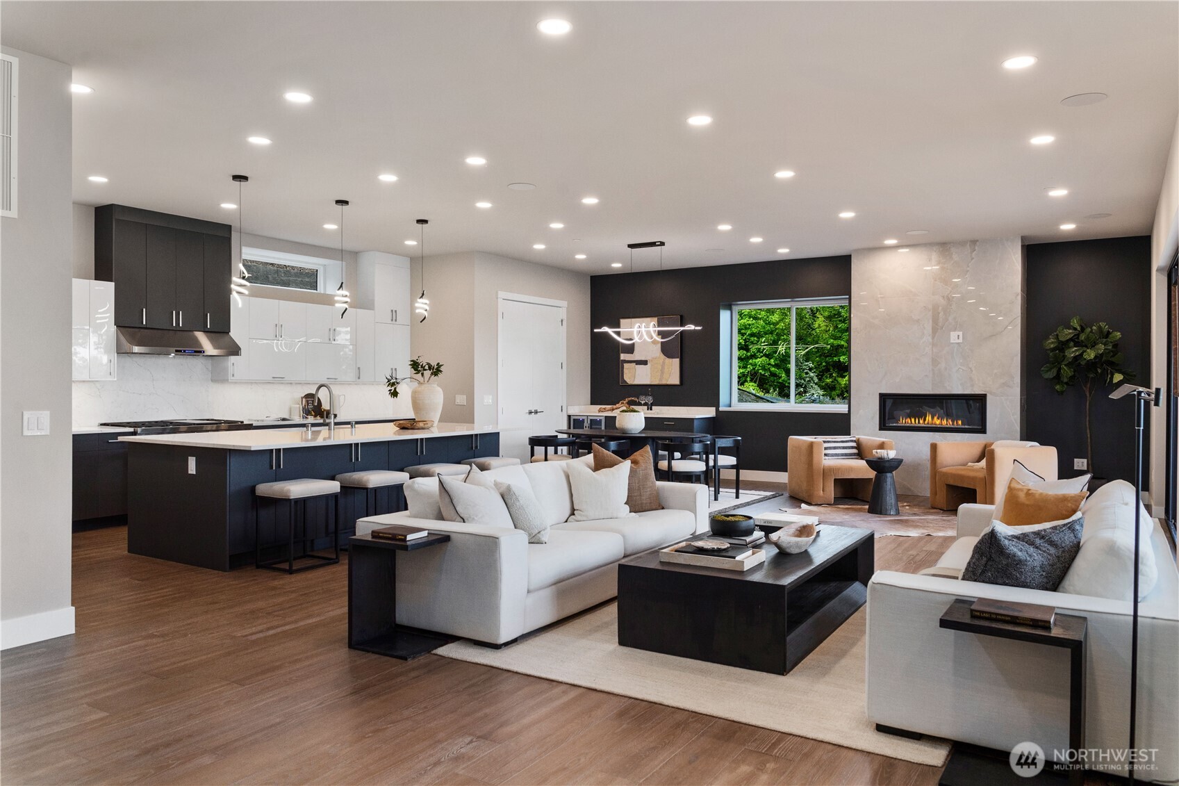8814 NE Juanita Drive