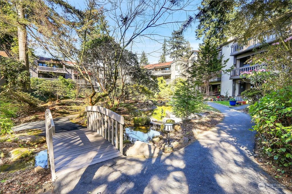 Photo of 1617 NE 143rd Street #K4, Seattle, WA 98125 (MLS # 2202281)