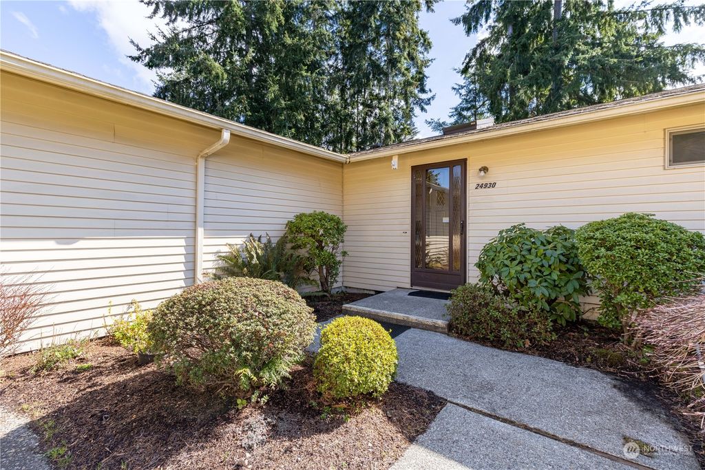 Photo of 24930 11th Avenue S, Des Moines, WA 98198 (MLS # 2046502)