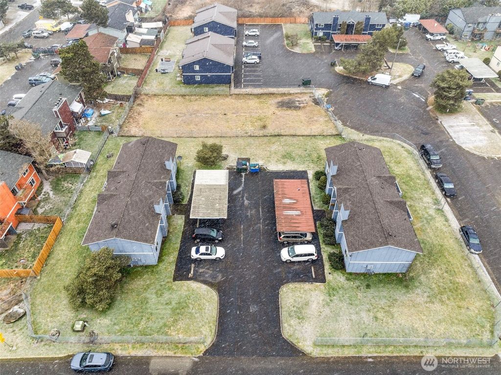 listing image 9364636051685044514