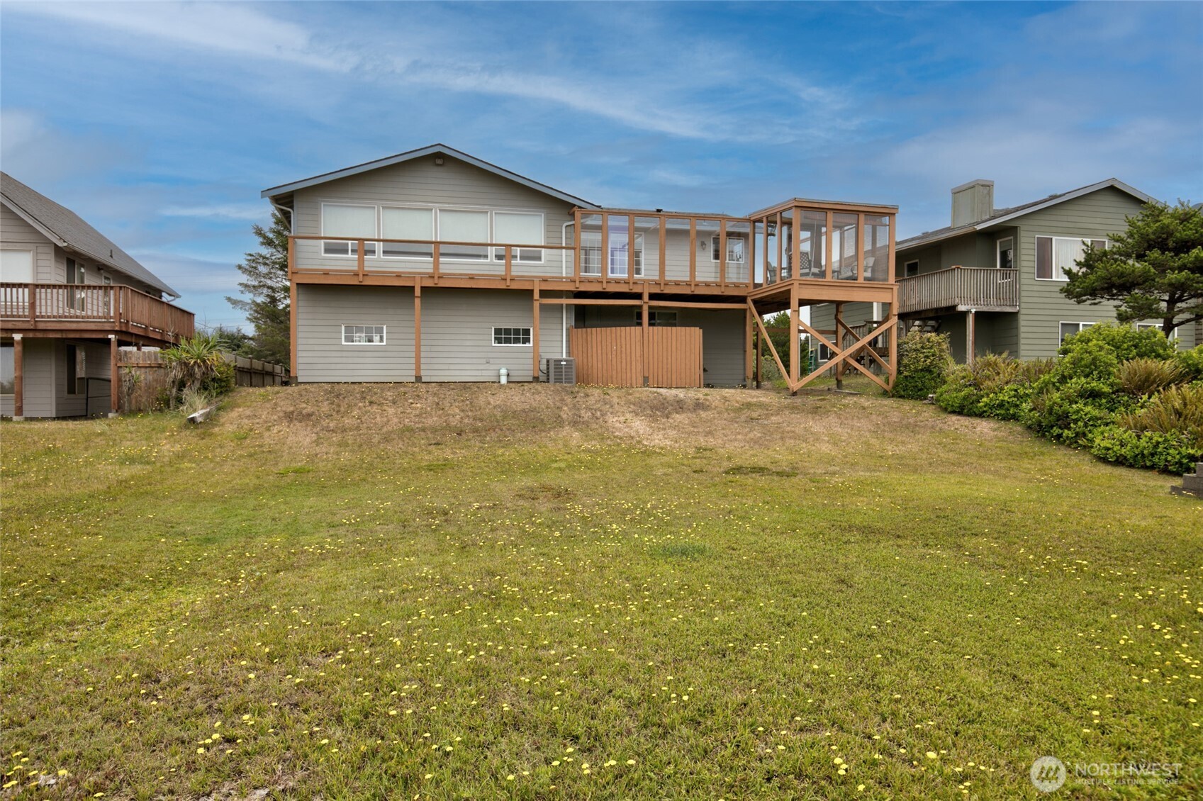 347 Sand Dune Avenue SW