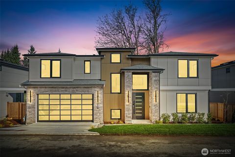 Photo of 16050 SE 44th Court, Bellevue, WA 98006 (MLS # 2517305)