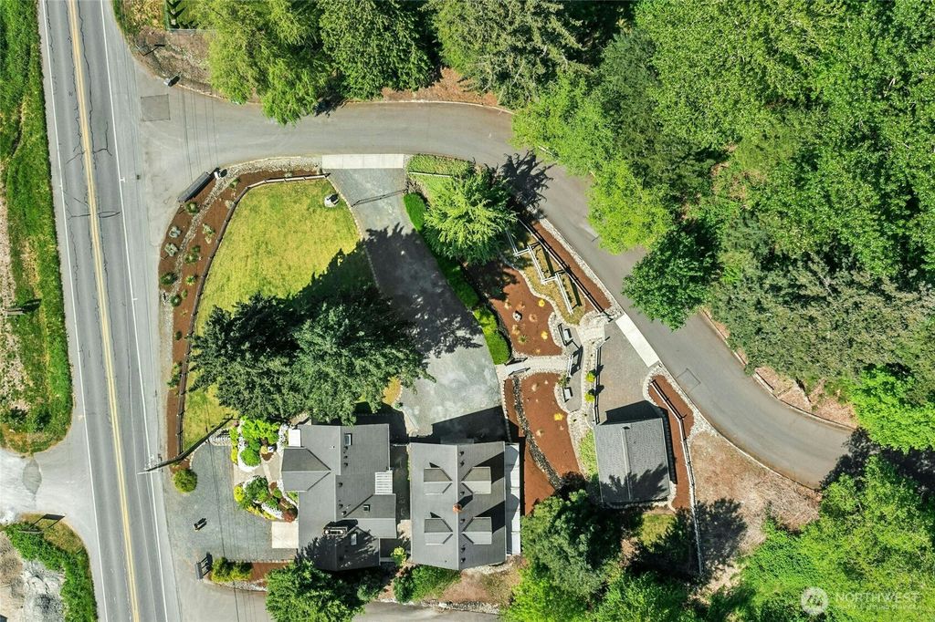 Photo of 13606 Woodinville Redmond Road NE, Redmond, WA 98052 (MLS # 2517321)
