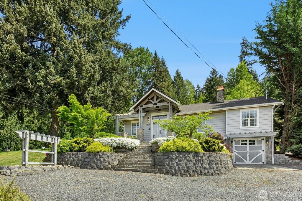 Photo of 13606 Woodinville Redmond Road NE, Redmond, WA 98052 (MLS # 2517321)
