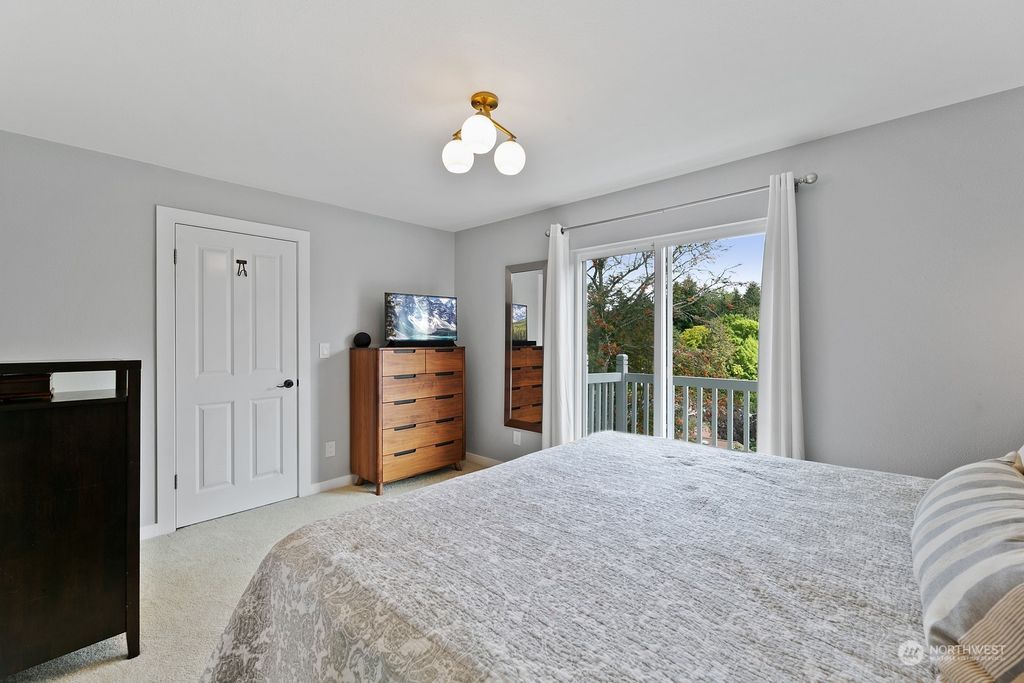 listing image 936922720034