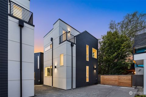 1468 21st Avenue Seattle WA 98122