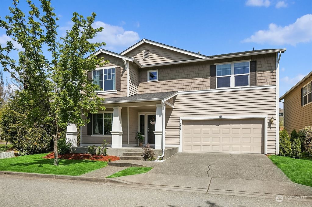 Photo of 9924 223rd Place NE, Redmond, WA 98053 (MLS # 2060849)