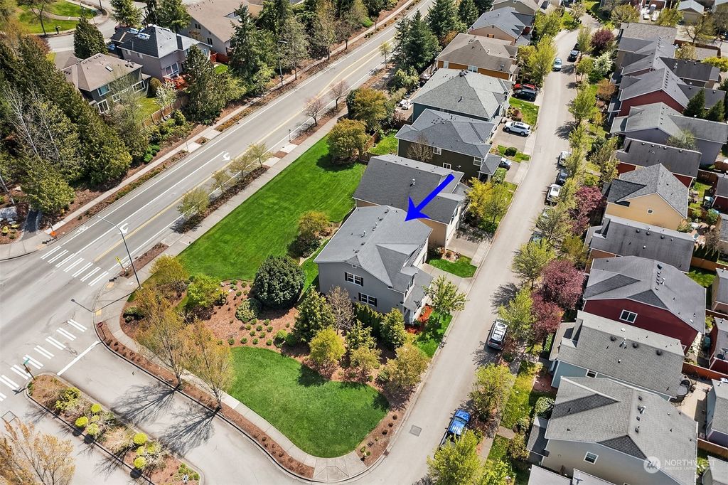 Photo of 9924 223rd Place NE, Redmond, WA 98053 (MLS # 2060849)