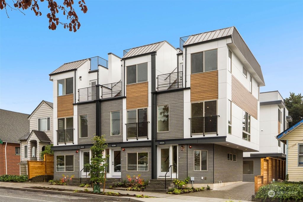 Photo of 823 D NE 70th Street, Seattle, WA 98115 (MLS # 2149186)