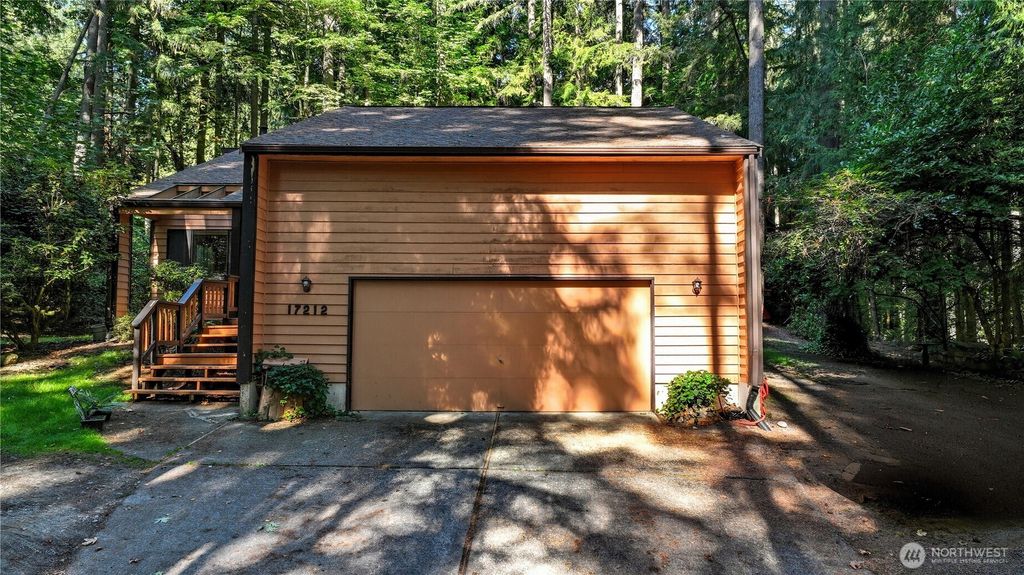 Photo of 17212 NE 165th Street, Woodinville, WA 98072 (MLS # 2435940)