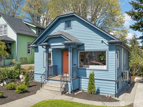 Photo of 4228 S Findlay Street, Seattle, WA 98118 (MLS # 2506989)