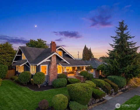 Photo of 7706 32nd Avenue NW, Seattle, WA 98117 (MLS # 2538800)